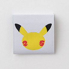 画像ギャラリー No.015のサムネイル画像 / 「ポケモンシャツ」のポロシャツがリニューアル。刺繍に21種のポケモンを追加し特製のモンスターボールボタンも