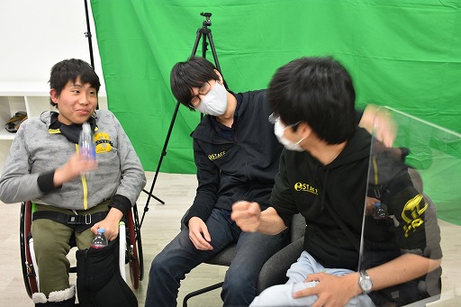 画像ギャラリー No.004のサムネイル画像 / 「リアルタイムバトル将棋」の“プロe棋士選抜大会”予選が6月20日に開催