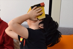 画像ギャラリー No.011のサムネイル画像 / 「Nintendo Labo:VR Kit」を親子でプレイ。子どもも安心して遊べるVRを作って遊んで改造する!