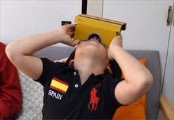 画像ギャラリー No.012のサムネイル画像 / 「Nintendo Labo:VR Kit」を親子でプレイ。子どもも安心して遊べるVRを作って遊んで改造する!