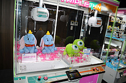 画像ギャラリー No.028のサムネイル画像 / 筐体リニューアル＆電子メダル化した「StarHorse4」がお披露目。“SEGA PRIVATE SHOW 2019 SPRING”レポート