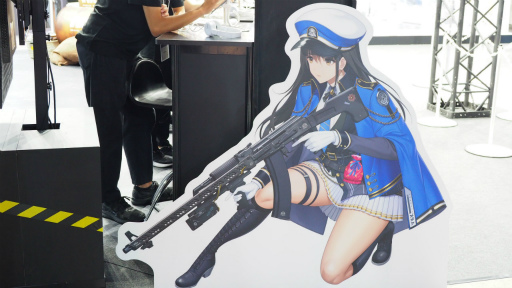 画像ギャラリー No.003のサムネイル画像 / ［TGS2022］「勝利の女神：NIKKE」TGS版をプレイ。背中で魅せると言いながら，背中以外で目を奪ってくるのが度し難い