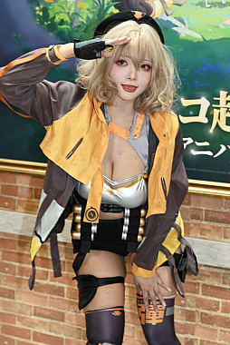 画像ギャラリー No.017のサムネイル画像 / 「ニコニコ超会議2024」ゲーム関連ブースまとめ。「勝利の女神：NIKKE」のコスプレイヤーは追加写真多めでお届け