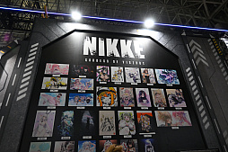 画像ギャラリー No.028のサムネイル画像 / 「勝利の女神：NIKKE」リアル10連ガチャは今年も人気！ステージではコスプレイヤーの撮影会も。Level Infiniteブースレポート［TGS2024］