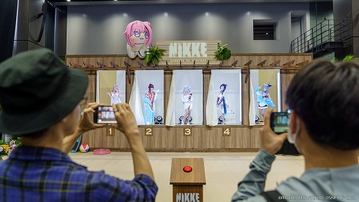 画像ギャラリー No.003のサムネイル画像 / 「勝利の女神:NIKKE」,夏の特別オフラインイベント「ドキドキ止まらない夏の旅 in 秋葉原」の開催レポートを公開