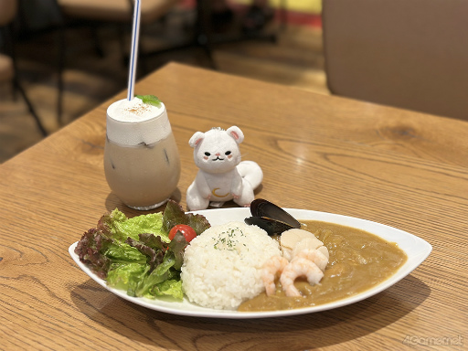 画像ギャラリー No.011のサムネイル画像 / 「ジャックジャンヌ」×TOWER RECORDS CAFE 表参道店をレポート。目に楽しく，舌も大満足。録り下ろしボイスの新PVも必見！