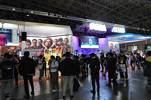 画像ギャラリー No.001のサムネイル画像 / ［TGS 2019］「龍が如く7 光と闇の行方」プレイレポート。「龍」らしさを感じさせつつ，大胆なシステムチェンジを果たした意欲作