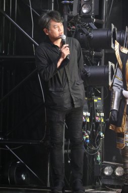 画像ギャラリー No.003のサムネイル画像 / 舞台「斬劇『戦国BASARA』天政奉還」のゲネプロをレポート。帝の称号を懸けて，伊達政宗や真田幸村ら若き武将達が熱い闘いを繰り広げる