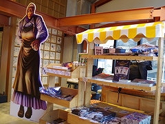 「北斗リバイブ」名雑魚キャラ（？）のコラボカフェが吉祥寺にオープン。“世紀末酒場〜デカいバBar〜”ファンミーティングレポート
