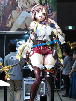 画像ギャラリー No.002のサムネイル画像 / ［TGS 2019］「ライザのアトリエ」を体験。新たなアイテム調合のUIや戦闘中のAP管理は新しさが感じられる要素だ