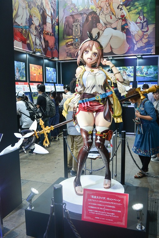 画像ギャラリー No.020のサムネイル画像 / ［TGS 2019］発売が迫る「ライザのアトリエ」のステージをレポート。会場の等身大ライザが秋葉原に来るキャンペーンも発表