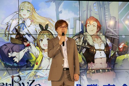 画像ギャラリー No.003のサムネイル画像 / 「ライザのアトリエ」完成発表会をレポート。ゲストの神田沙也加さんとふなっしーさんがゲームの魅力をあらためて紹介