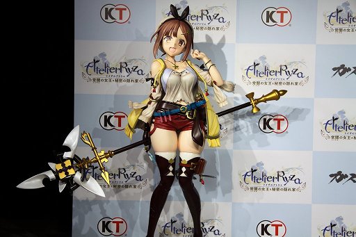 画像ギャラリー No.004のサムネイル画像 / 「ライザのアトリエ」完成発表会をレポート。ゲストの神田沙也加さんとふなっしーさんがゲームの魅力をあらためて紹介
