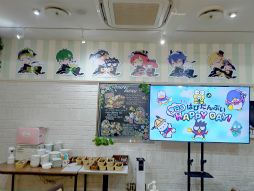 画像ギャラリー No.011のサムネイル画像 / ブラスタ×サンリオの夢のコラボカフェ開催中！　ハローキティが推しキャストの誕生日をお祝い