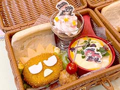 ブラスタ×サンリオの夢のコラボカフェ開催中！　ハローキティが推しキャストの誕生日をお祝い
