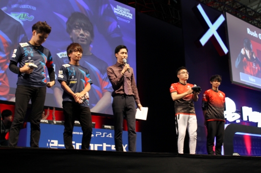 画像ギャラリー No.001のサムネイル画像 / ［TGS 2019］「コール オブ デューティ モダン・ウォーフェア」スペシャルマッチレポート。国内トップのプロゲーマーたちが熱戦を繰り広げた