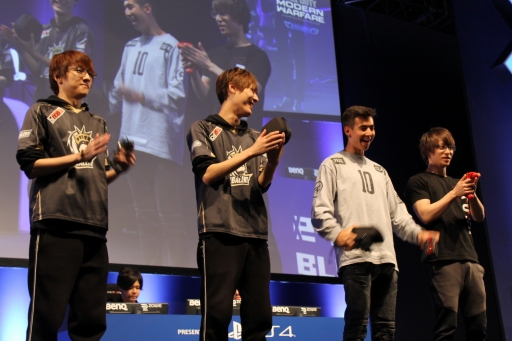 画像ギャラリー No.008のサムネイル画像 / ［TGS 2019］「コール オブ デューティ モダン・ウォーフェア」スペシャルマッチレポート。国内トップのプロゲーマーたちが熱戦を繰り広げた