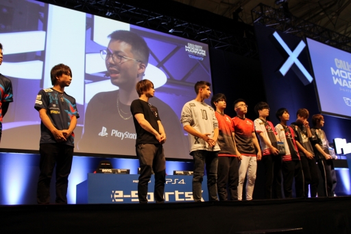 画像ギャラリー No.011のサムネイル画像 / ［TGS 2019］「コール オブ デューティ モダン・ウォーフェア」スペシャルマッチレポート。国内トップのプロゲーマーたちが熱戦を繰り広げた