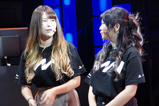 画像ギャラリー No.008のサムネイル画像 / ［TGS 2019］HUNT選手＆にこちゃん選手がプロゲーマー同士のドリームマッチを制す。一遊入魂「CoD：MW」ステージをレポート