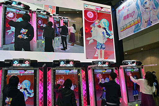 画像ギャラリー No.013のサムネイル画像 / ［JAEPO2020］初音ミクと踊れる限定コラボも！　この秋アーケードに登場する「テトテ×コネクト」のステージレポートをお届け