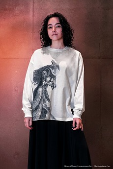 画像ギャラリー No.007のサムネイル画像 / 瀧川虚至氏による描き下ろしのマレニアがデザインされた「ELDEN RING」×TORCH TORCHコラボTシャツ2種（各2色）が本日発売