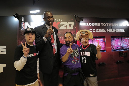 画像ギャラリー No.001のサムネイル画像 / 2KがNBAプレシーズンマッチ「NBA JAPAN GAMES 2019 Presented by Rakuten」の公式ブースレポートを公開