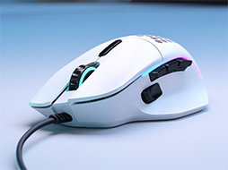 画像ギャラリー No.001のサムネイル画像 / 交換式サイドボタン備えたGlorious製軽量マウス「Model I」が7月8日に国内発売