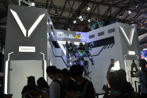 画像ギャラリー No.001のサムネイル画像 / ［CJ2019］3Dロボットアクション「CODE B.R.E.A.K.」が出展。メカデザインやアクションが好印象
