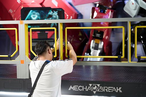 画像ギャラリー No.005のサムネイル画像 / 「Mecha Break」ブースレポート。巨大な鳴神とメカに飢えたヤツらの激しい戦い，そしてパイロットスーツのおねーさん［TGS2024］【PR】