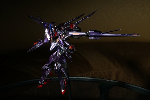 画像ギャラリー No.022のサムネイル画像 / 「Mecha BREAK」のファルコン合金可動フィギュアが物販コーナーで販売中。会場限定カラーの特別版も！ 第2弾は龍淵かも？［TGS2025］