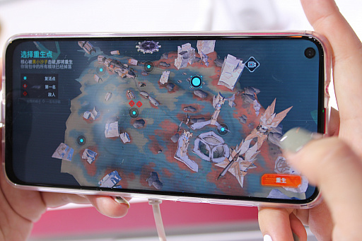 画像ギャラリー No.003のサムネイル画像 / ［CJ2019］「TerraTech」風のスマホ向け新作バトルロイヤル「重装上陣」がプレイアブル出展。来年には日本向けサービス開始か？