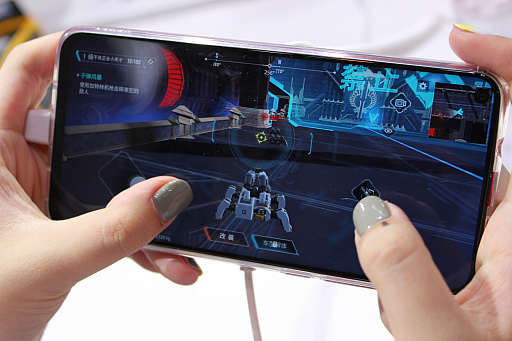 画像ギャラリー No.004のサムネイル画像 / ［CJ2019］「TerraTech」風のスマホ向け新作バトルロイヤル「重装上陣」がプレイアブル出展。来年には日本向けサービス開始か？