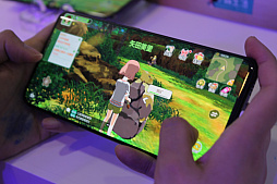 画像ギャラリー No.003のサムネイル画像 / ［CJ2019］牧場物語ライクな新作スマホゲーム「小森生活」試遊レポート。ハイクオリティなアニメーションと美麗な色彩が映える