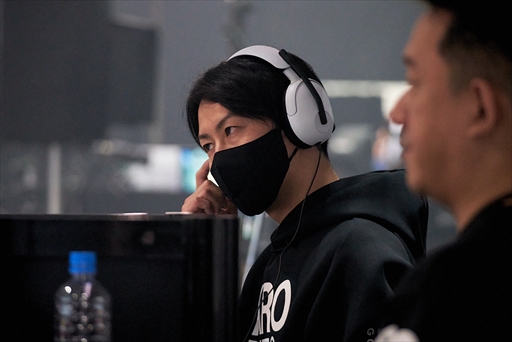 画像ギャラリー No.040のサムネイル画像 / 「THE KING OF FIGHTERS XV」部門フォトレポート。Xiaohai選手が圧倒的実力で完全勝利を成し遂げる［EVO Japan 2023］