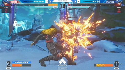 画像ギャラリー No.002のサムネイル画像 / ［EVO2023］「KOF15」部門優勝は中国のシャオハイ選手。同部門において日米のEVOを制する偉業を成し遂げる