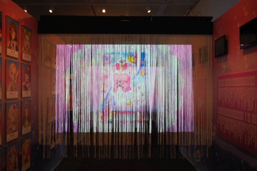 画像ギャラリー No.003のサムネイル画像 / 「オールアイカツ!ミュージアム」をレポート。アイカツ神社でおみくじを引いたり,姫石らきの“瞳の秘密”を知ることができるファン必見の企画展