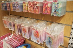 画像ギャラリー No.013のサムネイル画像 / 「オールアイカツ!ミュージアム」をレポート。アイカツ神社でおみくじを引いたり,姫石らきの“瞳の秘密”を知ることができるファン必見の企画展