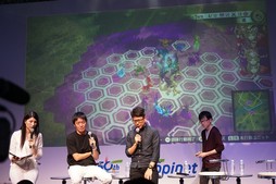 画像ギャラリー No.011のサムネイル画像 / ［TGS 2019］「ブリガンダイン ルーナジア戦記」ステージイベントをレポート。一流スタッフの相乗効果で新たなファンタジー世界が作られる