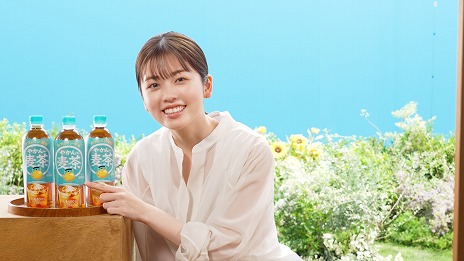 画像ギャラリー No.010のサムネイル画像 / 「桃太郎電鉄」と「やかんの麦茶」がコラボ。ご当地の絶品グルメやデジタルポイントが当たるキャンペーンを6月17日に開始