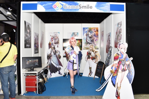 画像ギャラリー No.001のサムネイル画像 / ［TGS 2019］神に選ばれしキャラクターたちが終焉の脅威に抗う――異能ハイスピードバトルARPG「黒月 Extend」プレイレポート