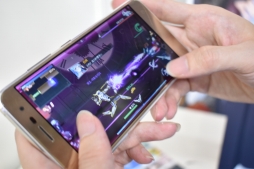 画像ギャラリー No.004のサムネイル画像 / ［TGS 2019］神に選ばれしキャラクターたちが終焉の脅威に抗う――異能ハイスピードバトルARPG「黒月 Extend」プレイレポート