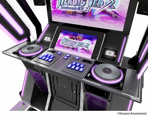 画像ギャラリー No.002のサムネイル画像 / 「beatmania IIDX」の新型筐体”LIGHTNING MODEL”が稼働開始。シリーズ初のヘッドホンジャックなどプレー環境が大幅に進化