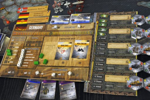 画像ギャラリー No.004のサムネイル画像 / ［SPIEL'19］「Hearts of Iron Boardgame」の海外発売は2020年内！ “巨大にして自由”なHoIを実現するゲームデザインを，開発元に聞いてみた
