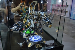 画像ギャラリー No.022のサムネイル画像 / ［CJ2023］中国オリジナルロボのフィギュアやプラモが大量！ ホビー系のブースは心躍る“Made in China”でいっぱいだった