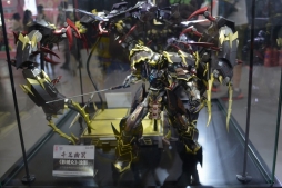 画像ギャラリー No.027のサムネイル画像 / ［CJ2023］中国オリジナルロボのフィギュアやプラモが大量！ ホビー系のブースは心躍る“Made in China”でいっぱいだった