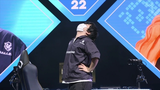 画像ギャラリー No.003のサムネイル画像 / ［EVO2022］「ストリートファイターV」部門優勝は日本のカワノ選手。EVO 2021 Onlineに続いて，オフラインEVOでも優勝を飾る