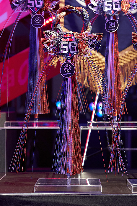 画像ギャラリー No.005のサムネイル画像 / eスポーツ東西対抗戦,開催。「Red Bull 5G 2022 FINALS」現地観戦レポート