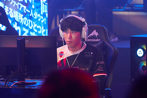 画像ギャラリー No.029のサムネイル画像 / eスポーツ東西対抗戦,開催。「Red Bull 5G 2022 FINALS」現地観戦レポート