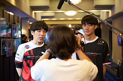 画像ギャラリー No.063のサムネイル画像 / eスポーツ東西対抗戦，開催。「Red Bull 5G 2022 FINALS」現地観戦レポート