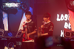 画像ギャラリー No.091のサムネイル画像 / eスポーツ東西対抗戦，開催。「Red Bull 5G 2022 FINALS」現地観戦レポート